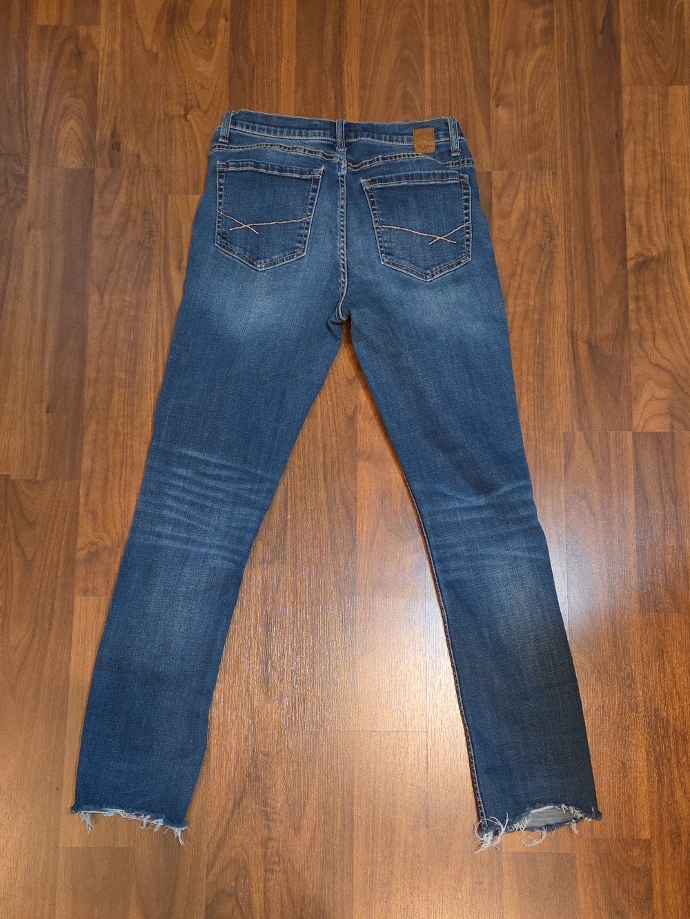 BKE Women's Straight Jeans with Raw Hem 28x31 1/2